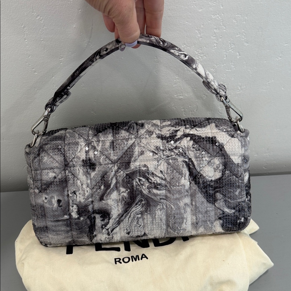🦄 RARE Fendi Marble custom sequin Baguette Shoulder Bag - Picture 3 of 9